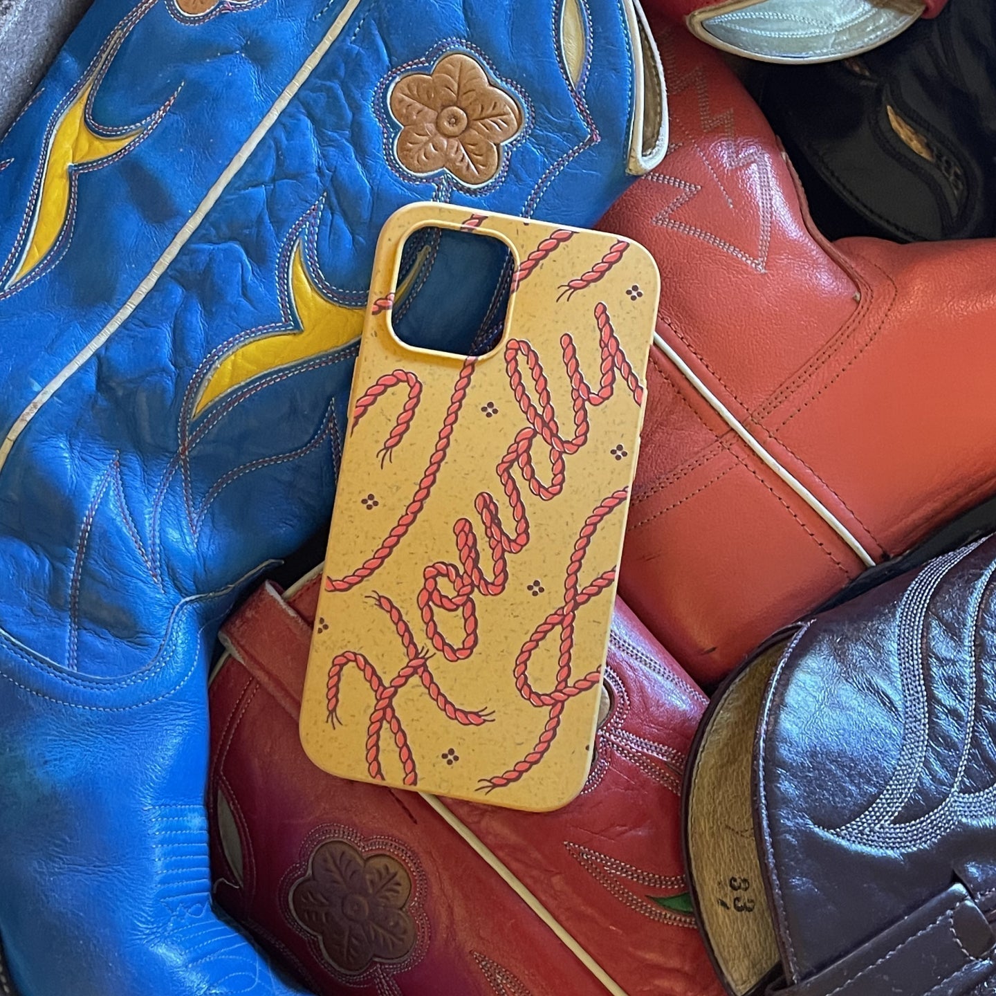 Introducing the Pela x Whitney Nettles Artist Series: Folk-Inspired Illustrations That Spark Joy