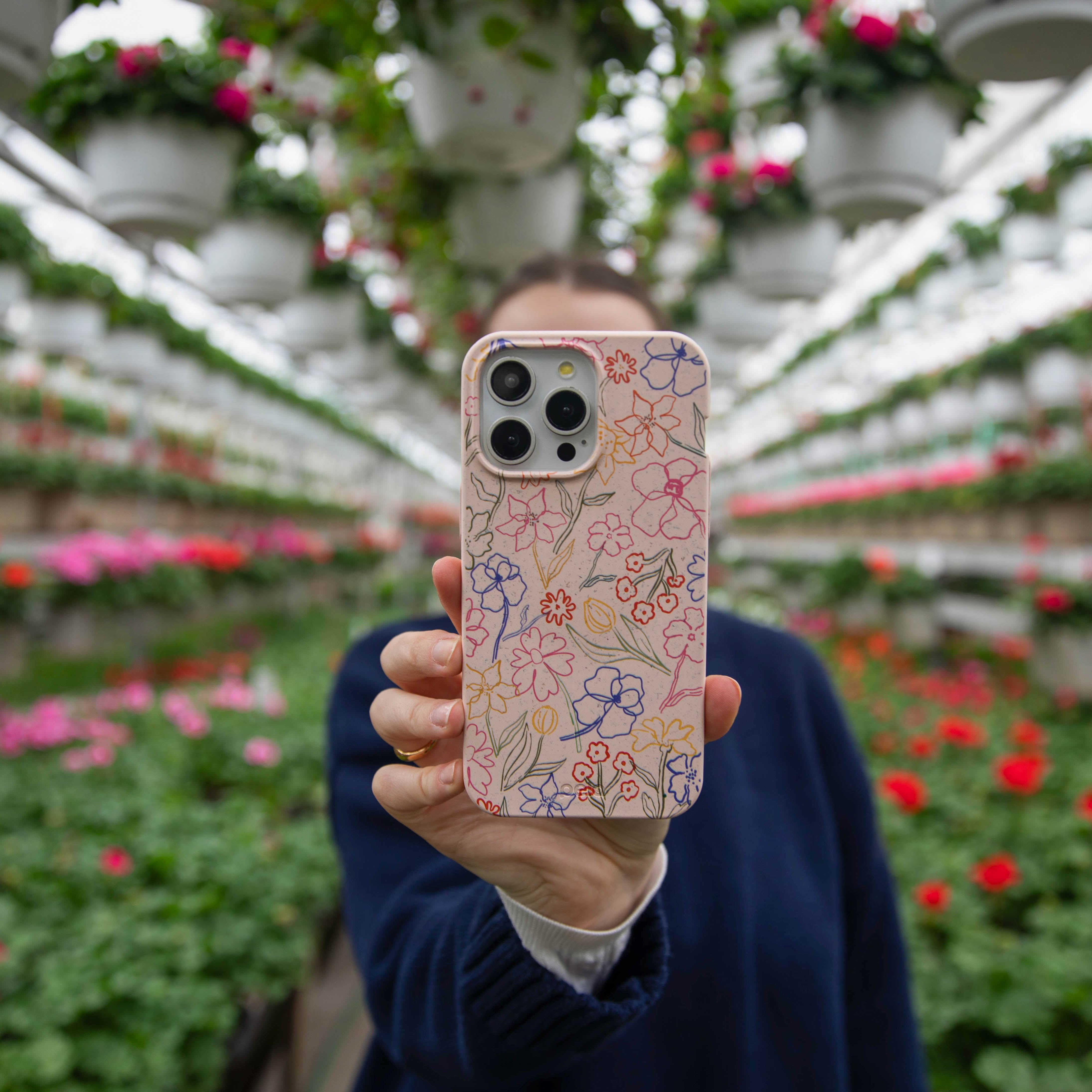 Seashell Petals Sketch iPhone 6/6s/7/8/SE Case