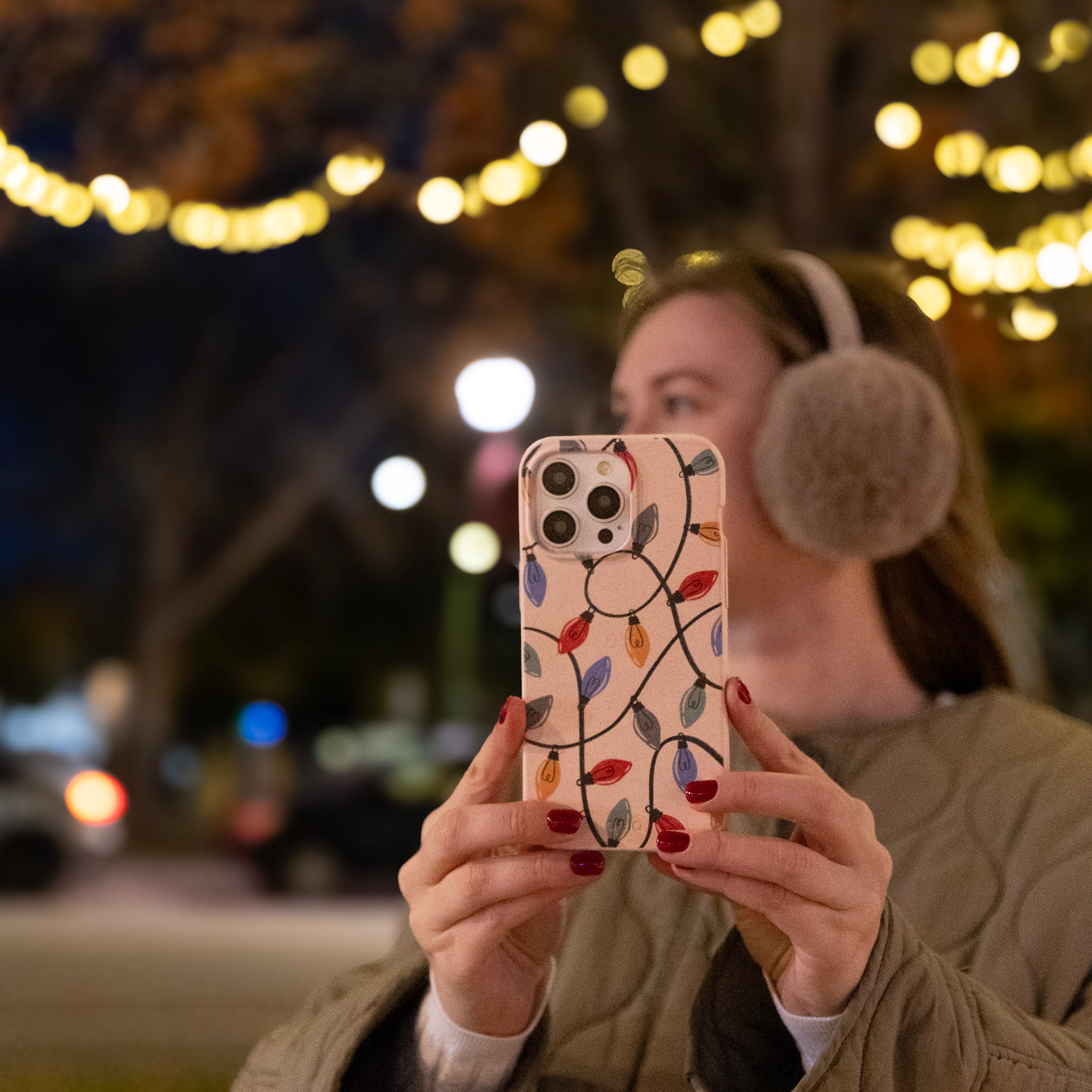 Seashell Holiday Lights iPhone XR Case - image 4
