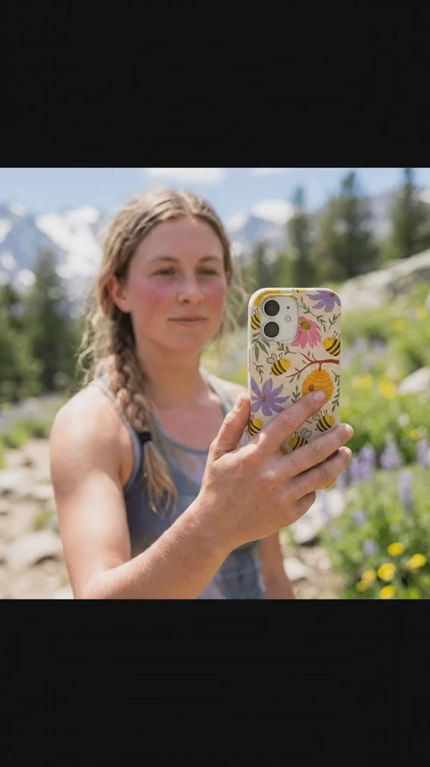 Seashell Bee Life iPhone 17 Pro Case - Product video demonstration
