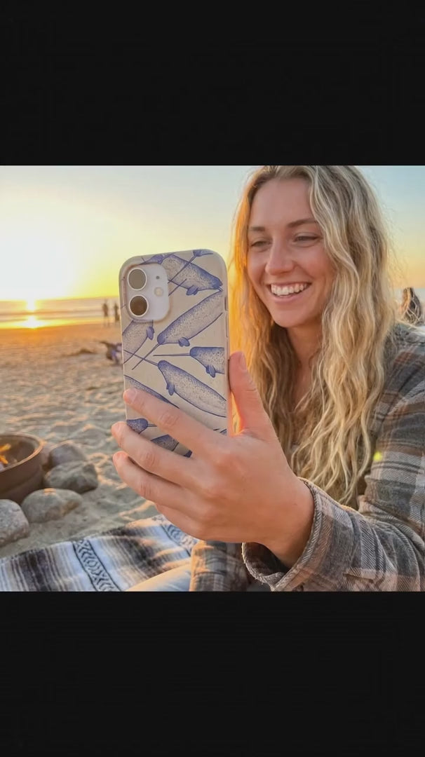 London Fog Magical Narwhal iPhone 17 Pro Case - Product video demonstration