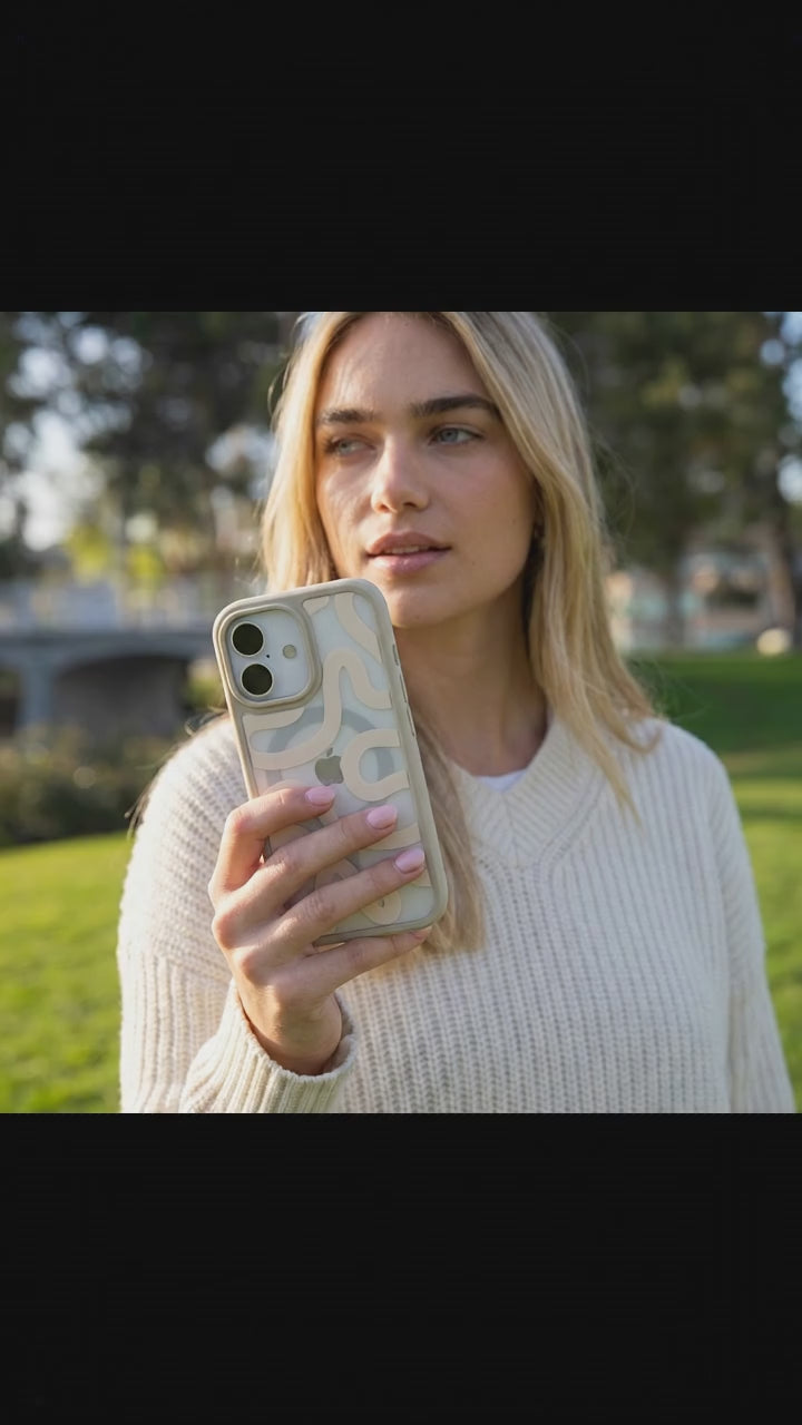 Clear Sandstone Wiggle iPhone 17 Case With London Fog Ridge (MagSafe included) - Product video demonstration