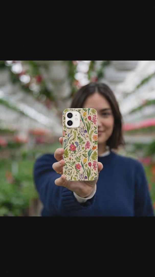 Seashell Bee Meadow iPhone 15 Pro Max Case